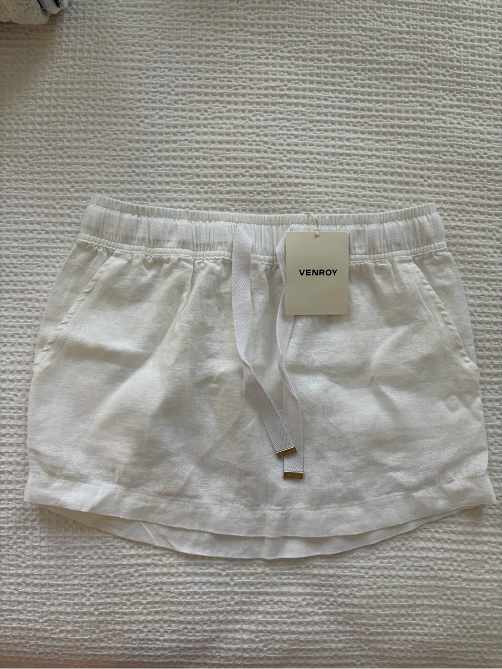 Venroy White Linen Skirt